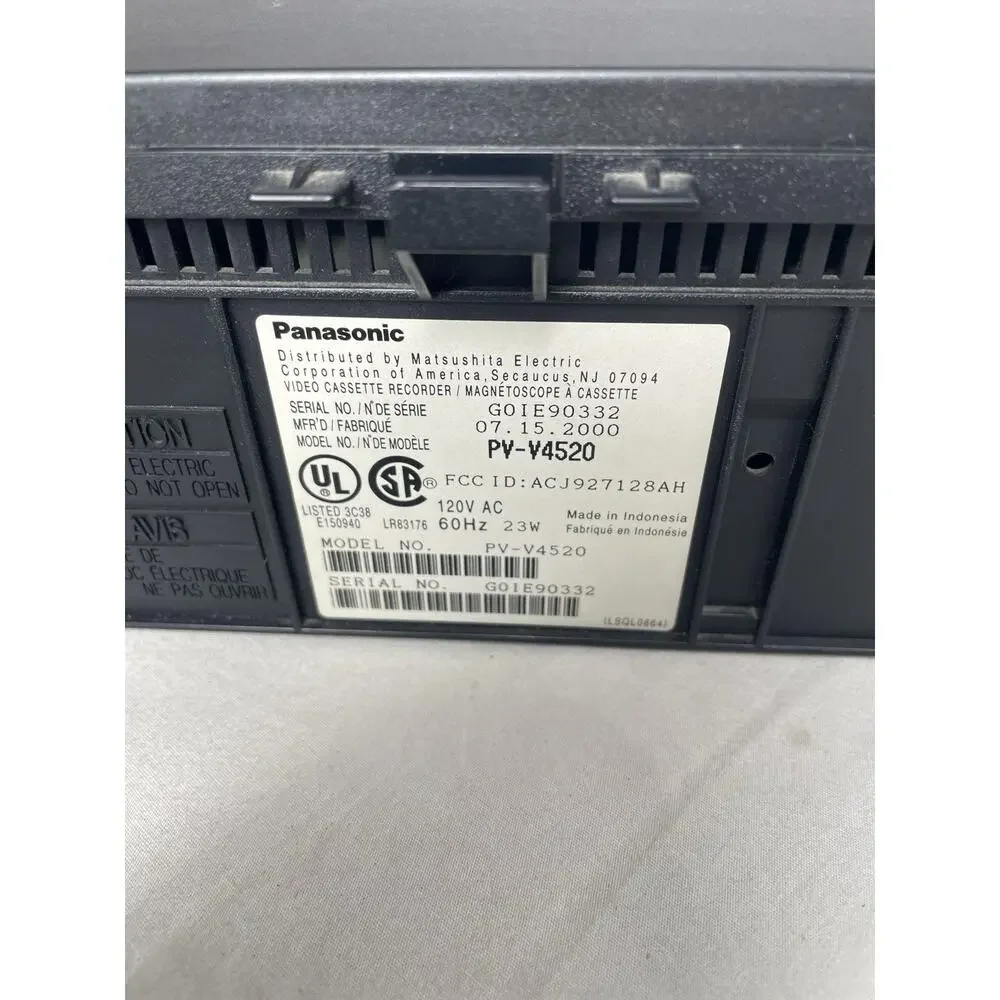 Panasonic PV-V4520 4-Head Hi-Fi VCR, Blue Line Series W/ Universal Remote Tested